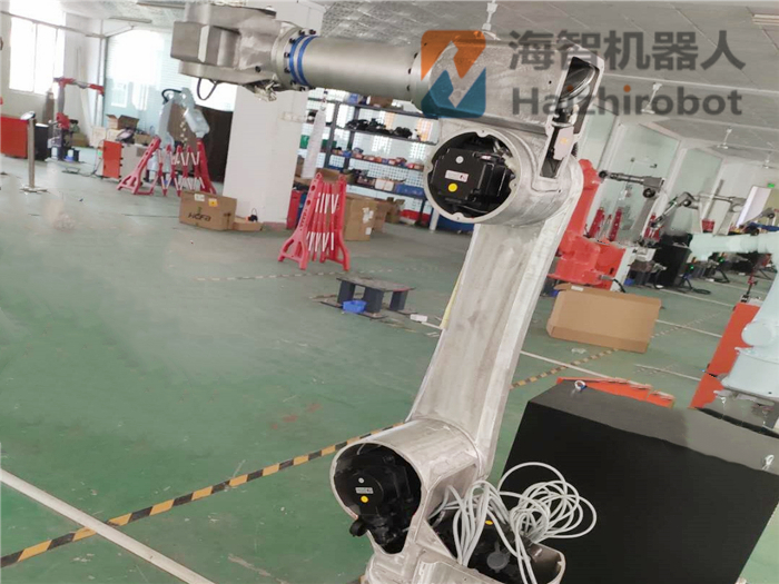 工業(yè)機(jī)器人成本要多少？機(jī)械手臂成本分析！