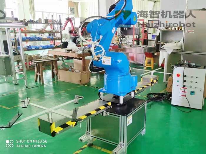 浙江電器噴涂，轉(zhuǎn)臺(tái)噴粉噴漆機(jī)器人項(xiàng)目
